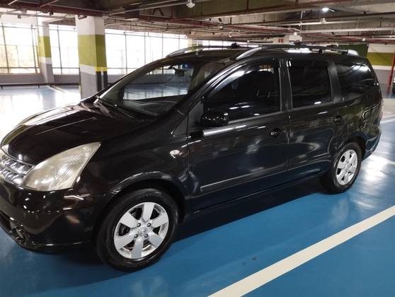 NISSAN GRAND LIVINA 1.8 SL 16V FLEX 4P AUTOMÁTICO NISSAN GRAND LIVINA 1.8 SL 16V FLEX 4P AUTOMÁTICO
